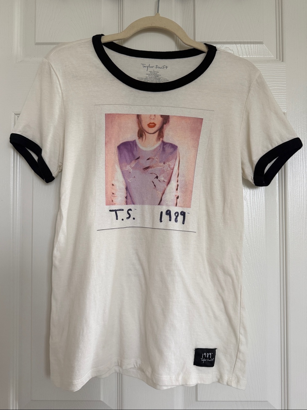 Official Taylor Swift 1989 Taylors Version Cream Ringer Tee Shirt Size Large